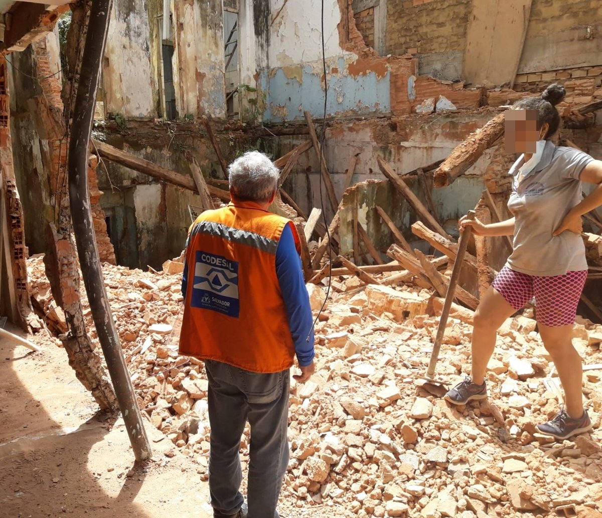 Casarão desaba no bairro de Nazaré, em Salvador; ninguém ficou ferido