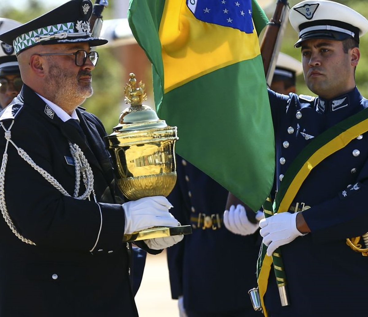 Coração de D. Pedro I chega ao Brasil para comemorações do 7 de setembro