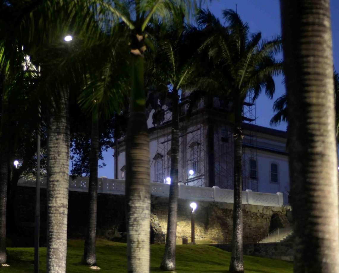 Luminárias e 300 metros de fio de cobre são furtados no Bonfim, em Salvador