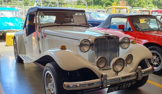 Entrada gratuita: shopping de Salvador recebe exposição de automóveis antigos e superesportivos