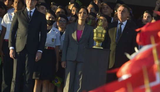 Bicentenário da Independência: presidente participa de cerimônia da chegada de coração de D. Pedro I