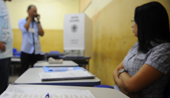 Eleições 2022: é proibido entrar com celular na cabine de votação, mesmo se estiver desligado