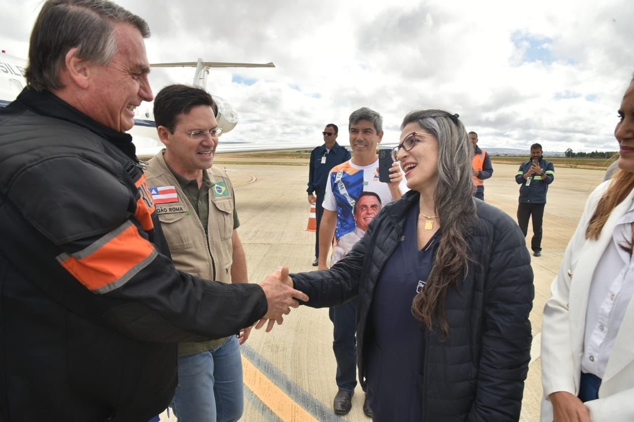 Em Vitória da Conquista, Dra. Raissa Soares recebe Bolsonaro para motocarreata e ironiza pesquisas