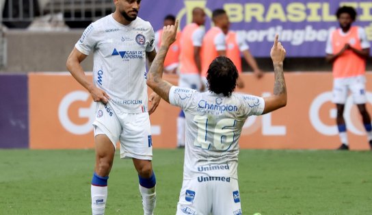 Com casa cheia, Bahia bate o Vasco na Fonte Nova e se isola na vice-liderança da Série B