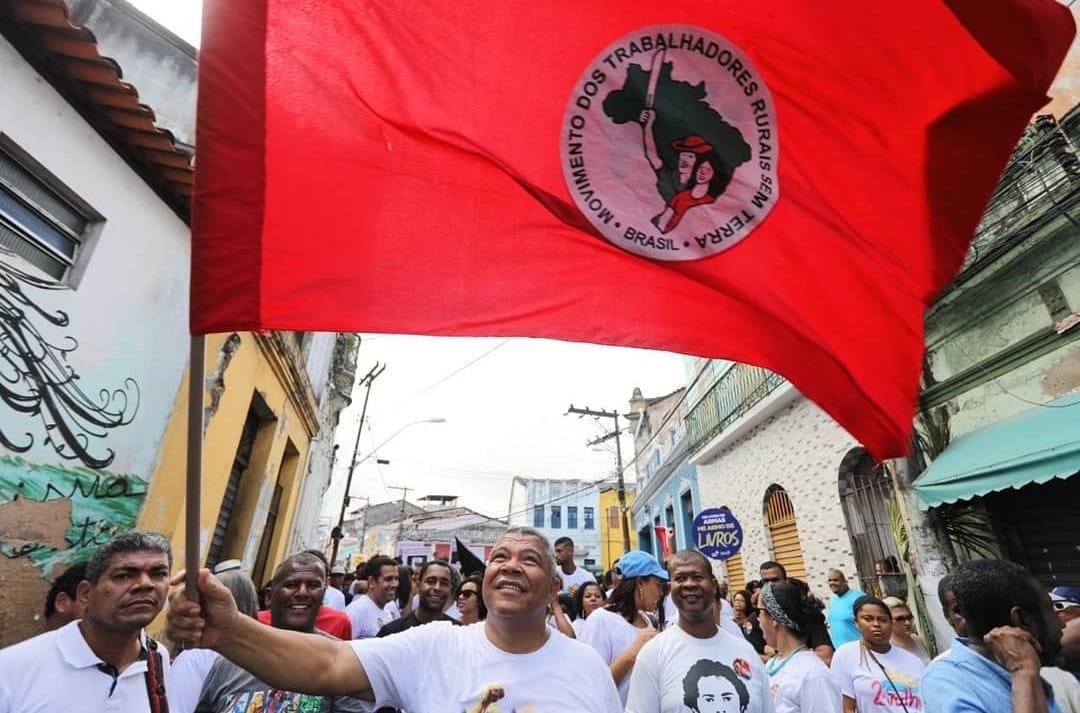 Reeleição de Valmir tem apoios de lideranças nacionais e movimenta redes do petista