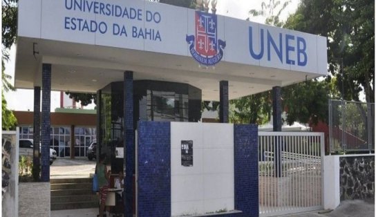 Estudantes são "enganados" com falsa aprovação no vestibular da UNEB; entenda  