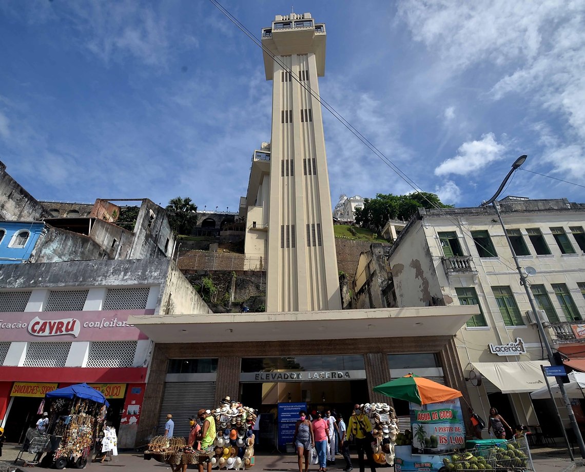 Atendimento do Elevador Lacerda será suspenso neste domingo por manutenção