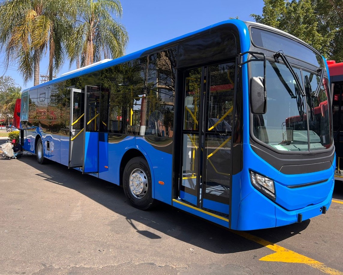 Prefeitura anuncia chegada de novos ônibus com ar-condicionado em Salvador; veja datas previstas