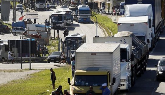 Repescagem do Auxílio Caminhoneiro será paga nesta terça-feira; cada um receberá R$ 2 mil 