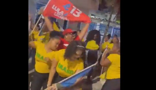 Equipes de petistas e bolsonaristas se reúnem para dançar ao som de jingle do PT na Bahia