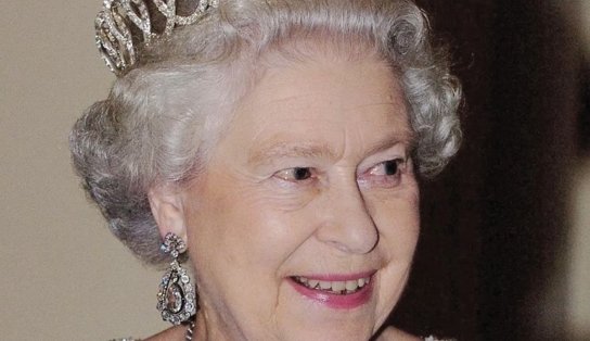 Rainha Elizabeth II morre aos 96 anos rodeada pela família; reinado da monarca durou 69 anos 