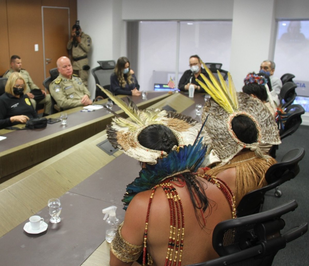 Conflitos entre indígenas e fazendeiros no Sul da Bahia são alvos de reunião na SSP; Mandarino promete resposta  