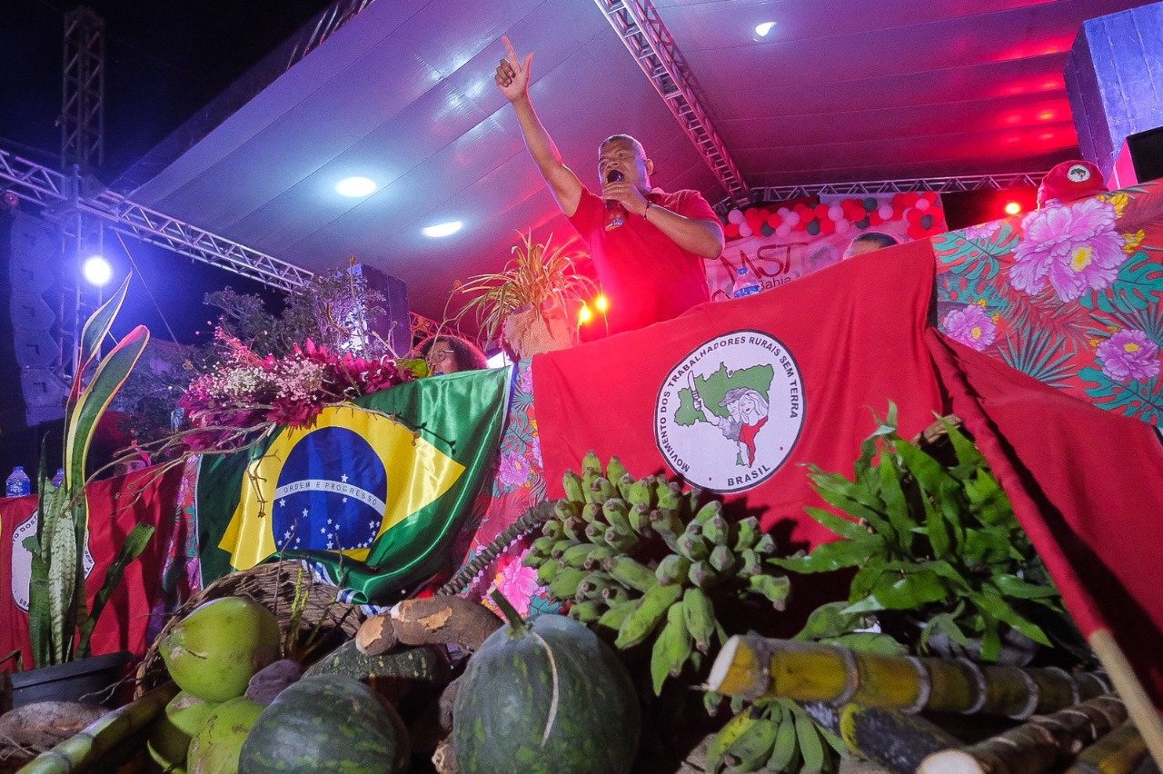 Deputado defende políticas rurais e reforma agrária durante agenda de 35 anos do MST no extremo sul da Bahia