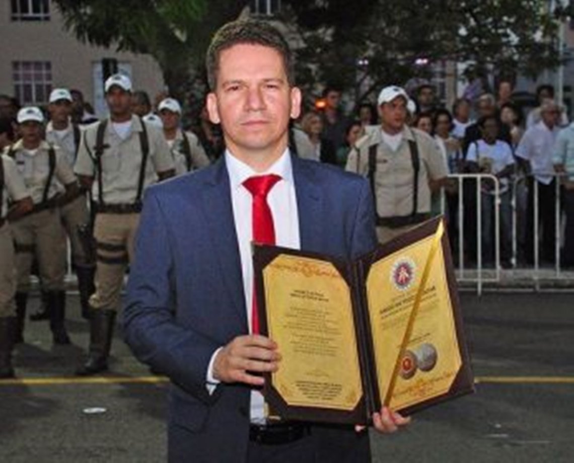 Faroeste: Ministro do STJ autoriza retirada de tornozeleira eletrônica de ex-assessor do TJ-BA