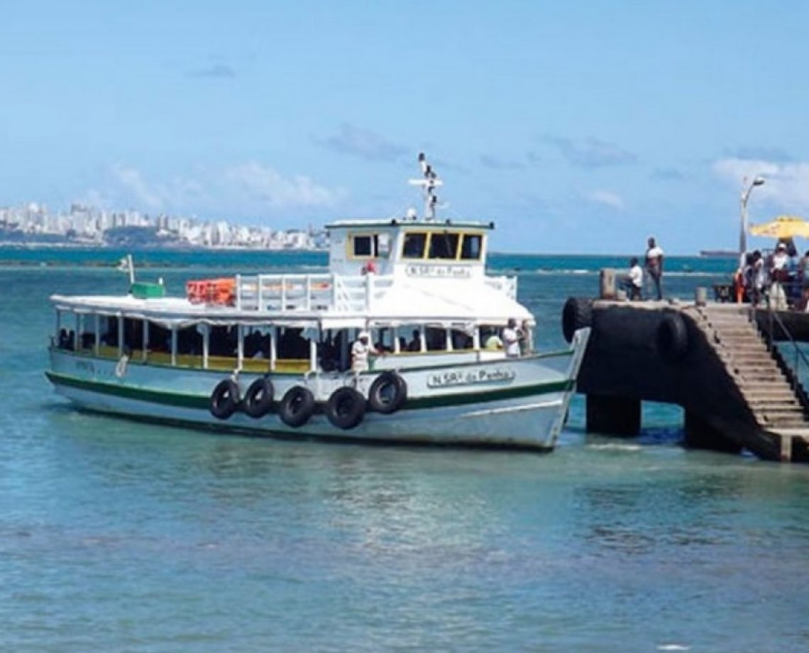 Travessia Salvador-Mar Grande tem movimento moderado de embarque nos terminais neste sábado