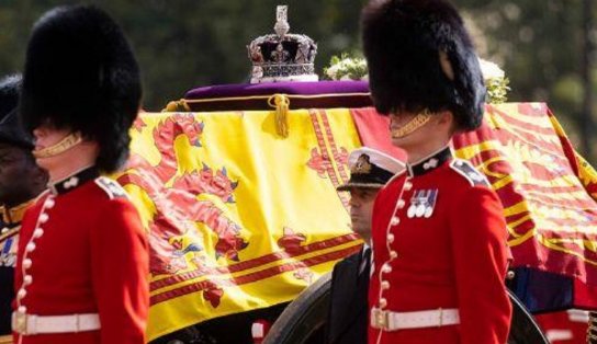 Corpo da rainha Elizabeth II será enterrado nesta segunda-feira após funeral de Estado 