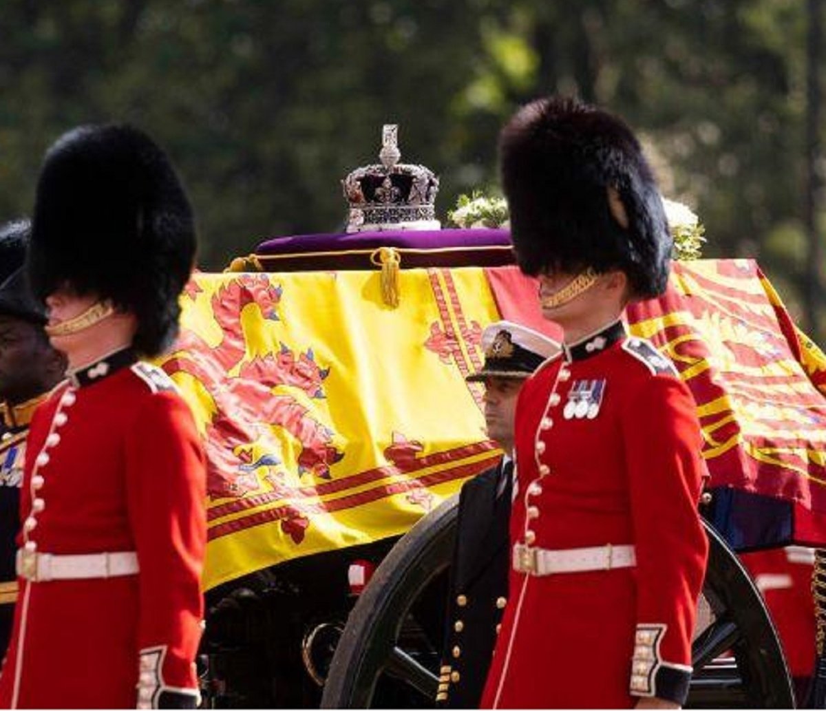 Corpo da rainha Elizabeth II será enterrado nesta segunda-feira após funeral de Estado 