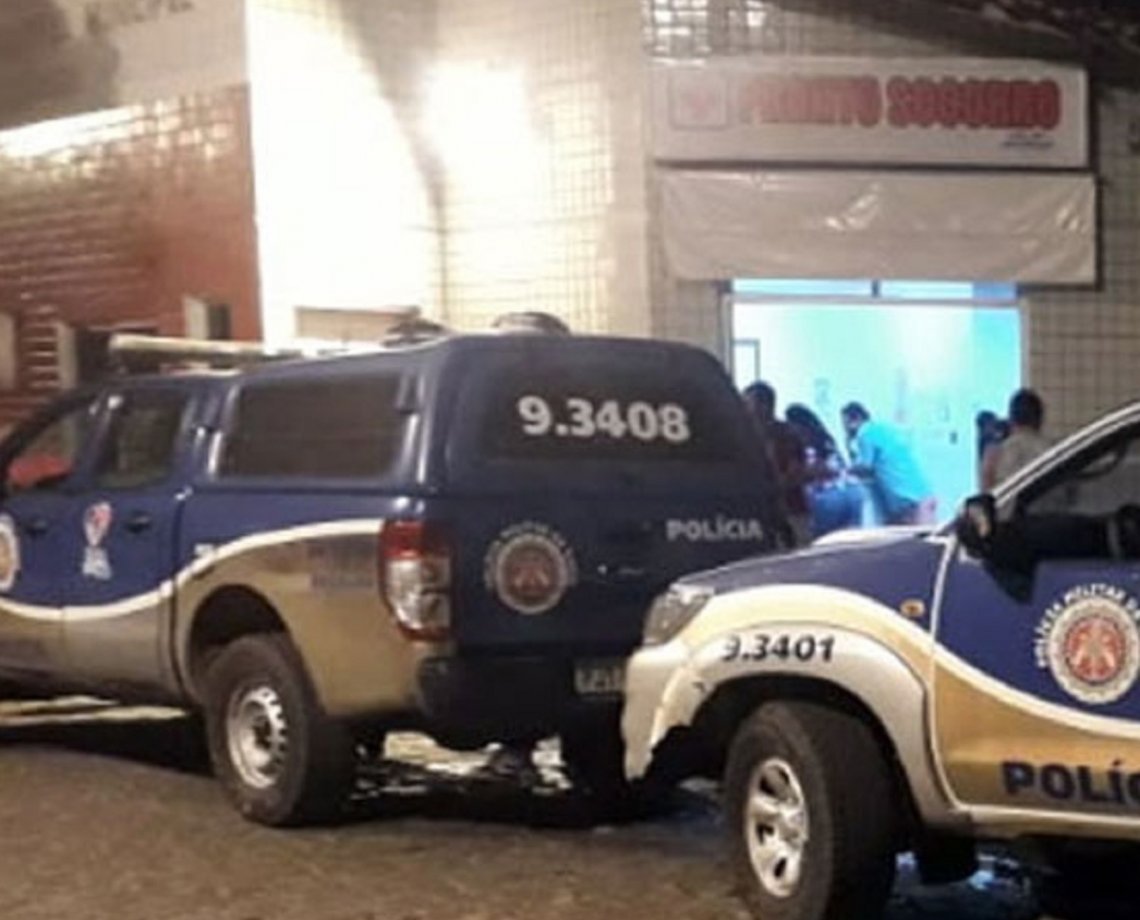 Homem é preso após esfaquear filho na Bahia; vítima teria tentado defender irmã