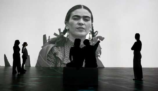 Exposição internacional que homenageia a artista Frida Kahlo chega a Salvador; confira datas e valores