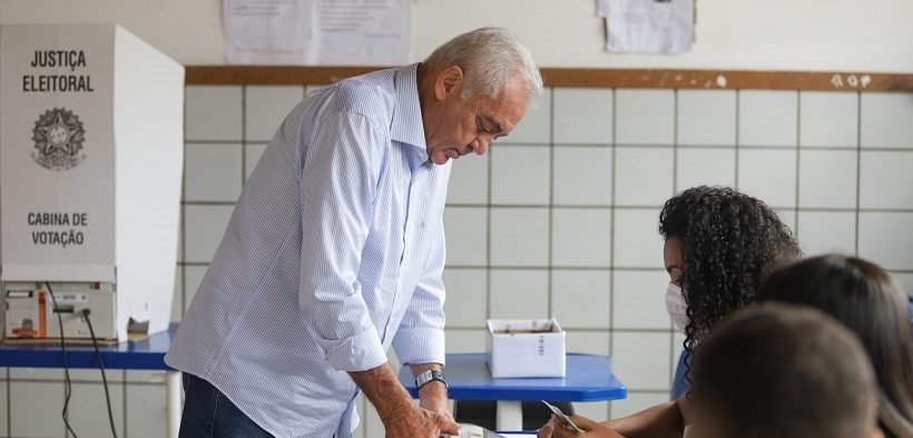 Otto Alencar vence com folga e se reelege senador pela Bahia