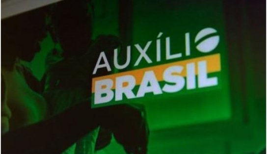 Pagamentos dos Auxílios Brasil e Gás são antecipados; veja novo calendário  