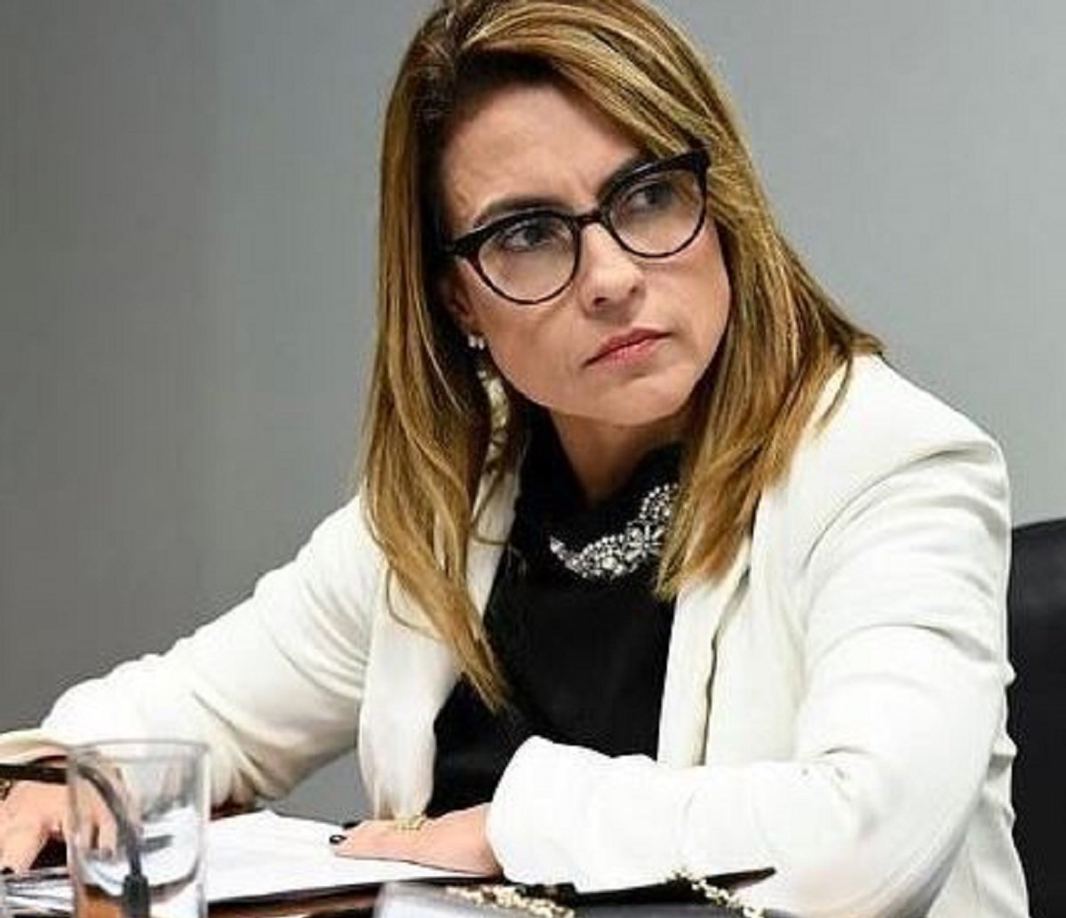 Soraya Thronicke declara não dar apoio para Lula ou Bolsonaro: "nenhum desses bandidos merece"