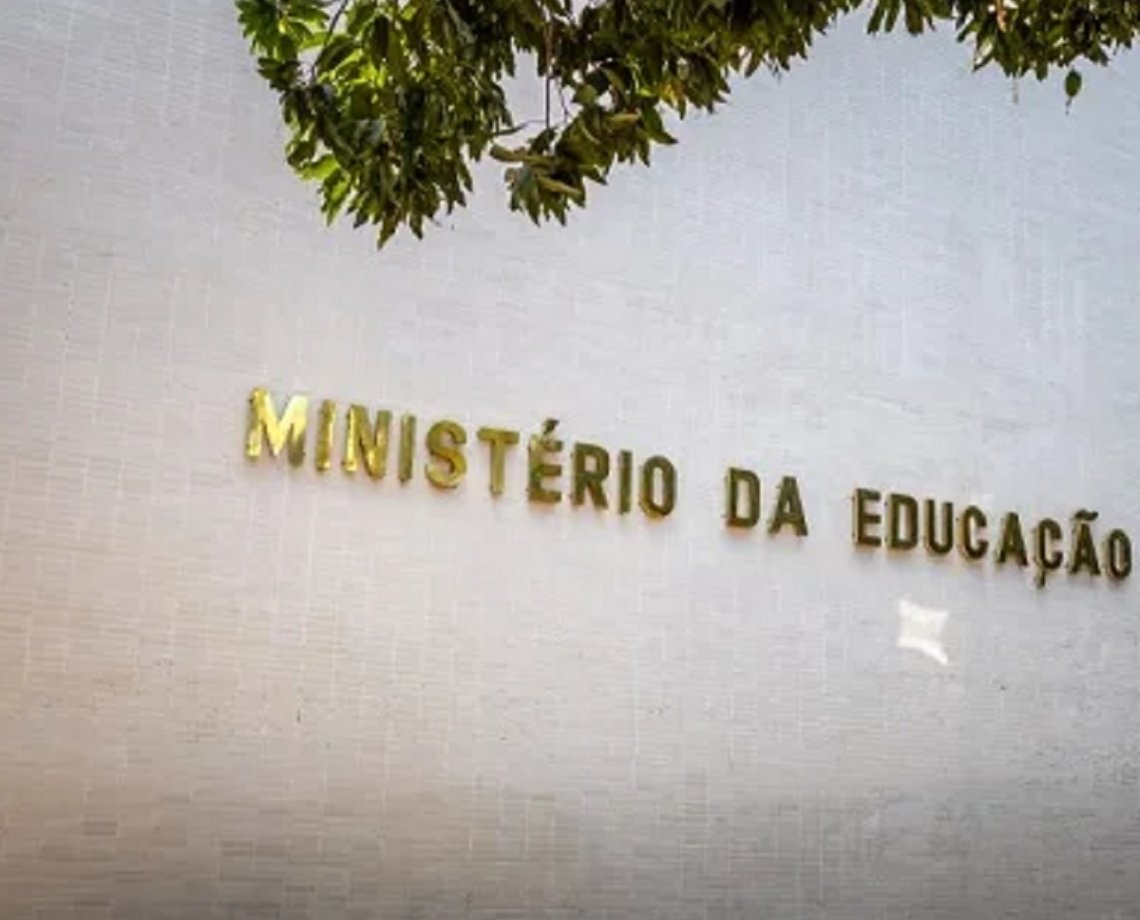 Ministro anuncia desbloqueio das verbas destinadas a universidades; "para facilitar a vida dos reitores” 