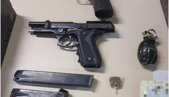 Polícia apreende granada, pistolas e munições com suspeito em Feira de Santana