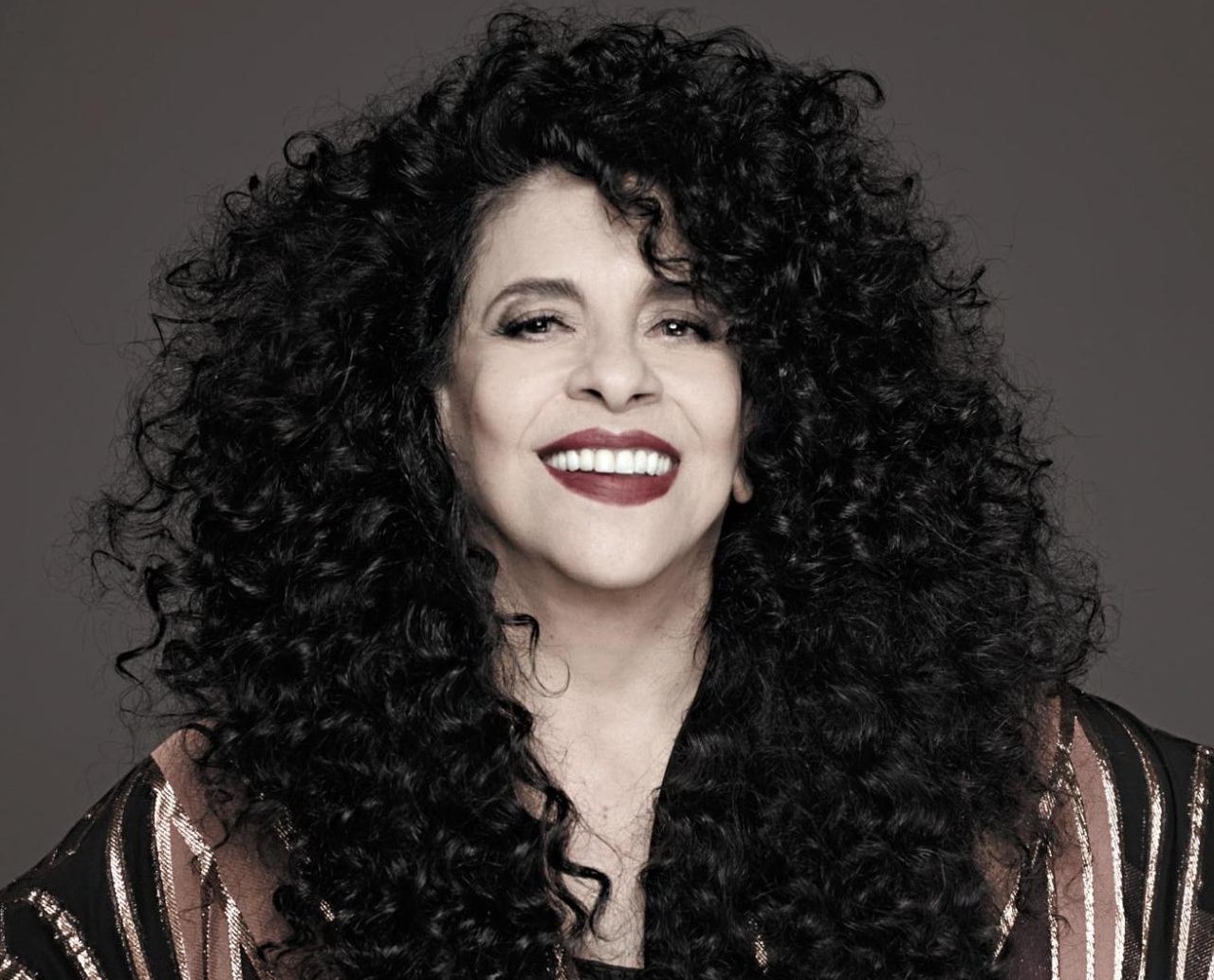 Gal Costa suspende shows até o final de novembro após cirurgia