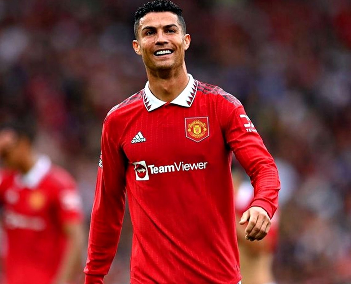 Cristiano Ronaldo é afastado do Manchester United após abandonar jogo antes do fim