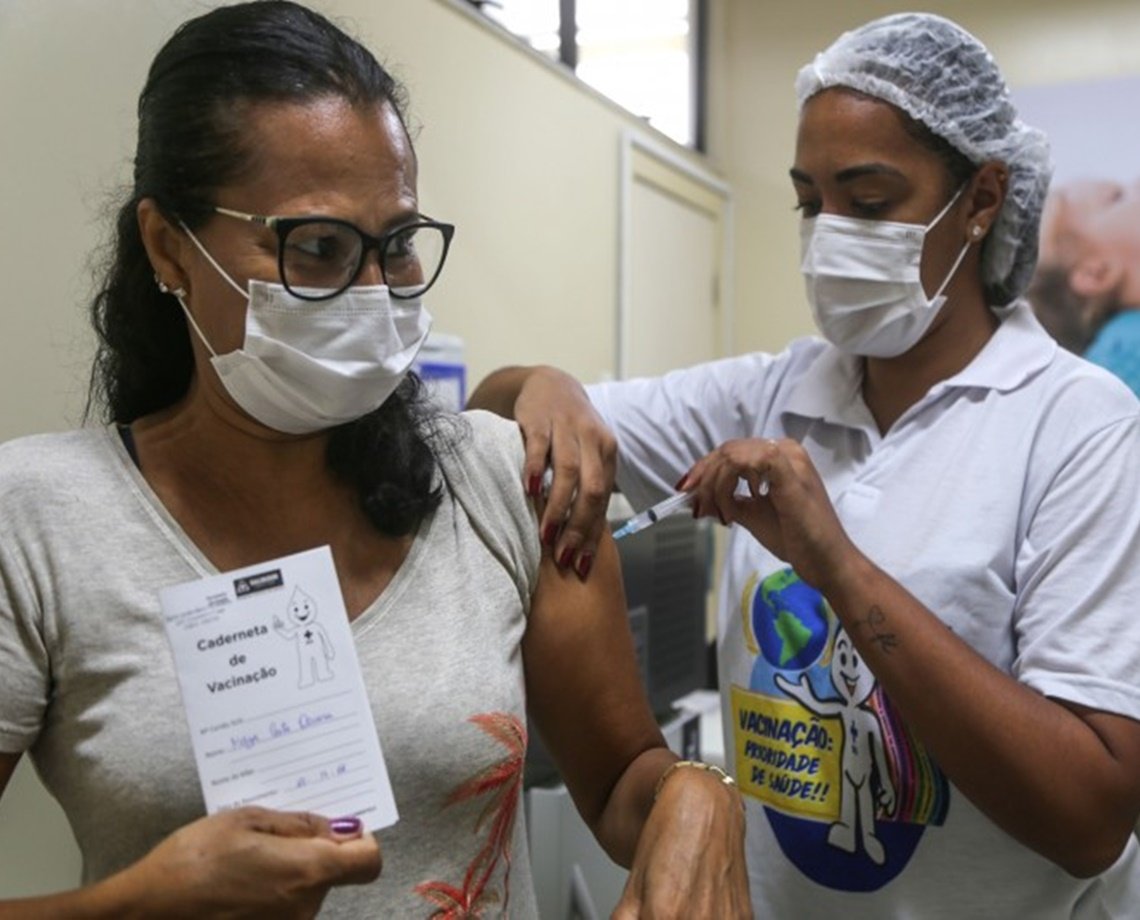 Com esquema 'Liberou Geral', imunização contra Covid-19 continua nesta sexta-feira, em Salvador; veja onde se vacinar