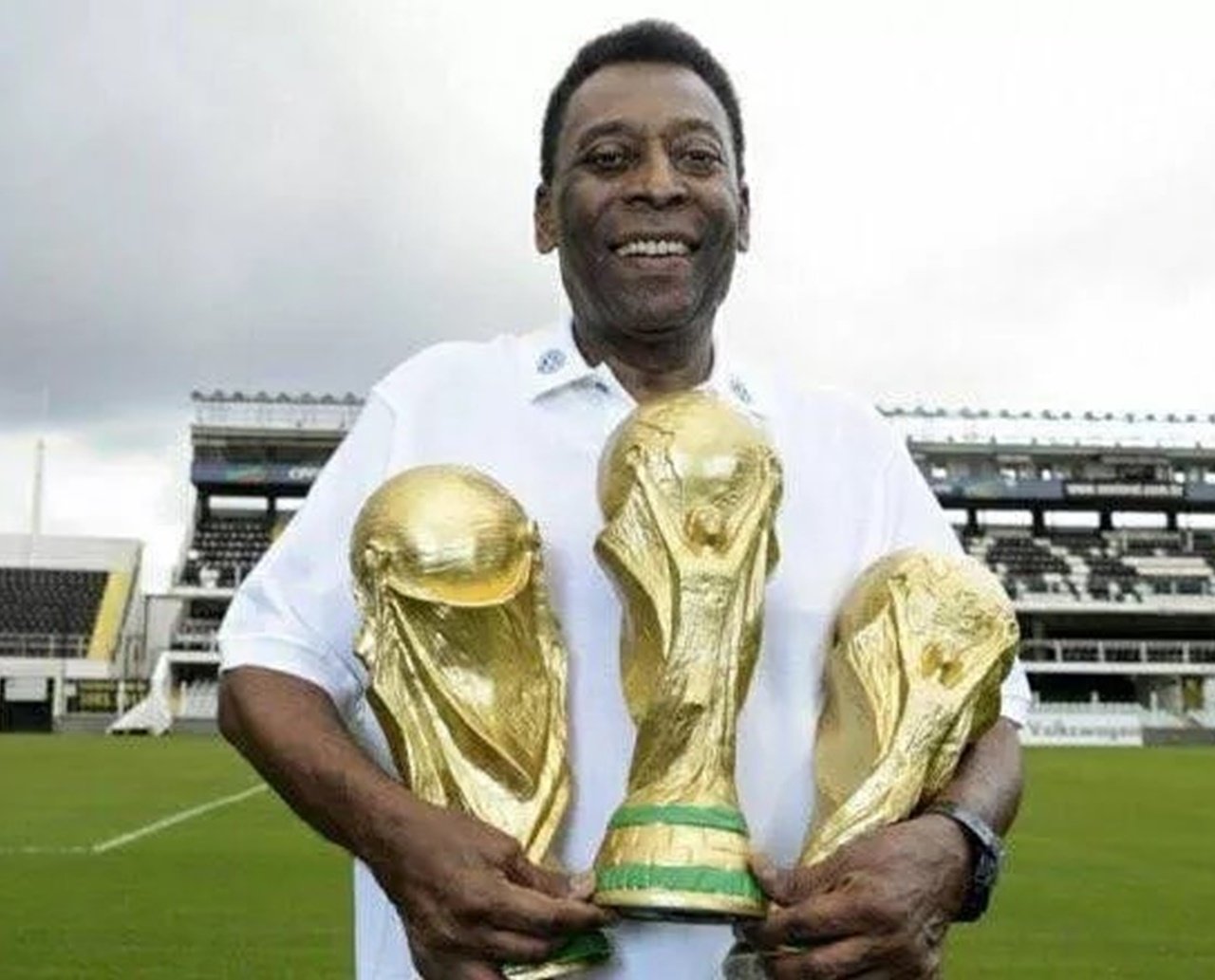 Vida longa ao Rei! Pelé comemora 82 anos e é homenageado nas redes sociais; confira