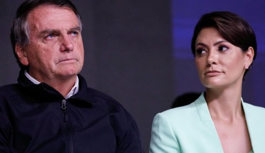 Bolsonaro e Michelle deixam de se seguir no Instagram e rumores de separação aparecem  