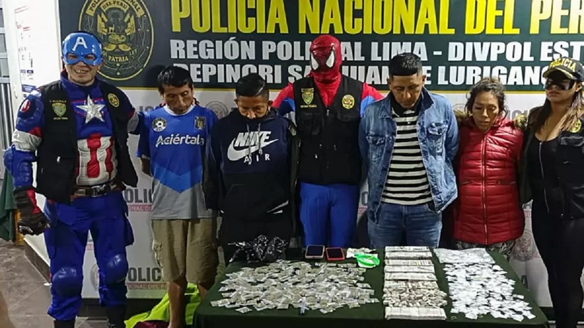 Operação Marvel: vestidos de "Vingadores", policiais prendem traficantes; veja vídeo