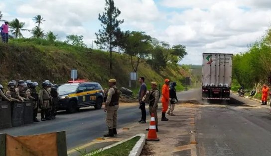 Bahia amanhece sem estradas obstruídas nesta quinta, diz PRF