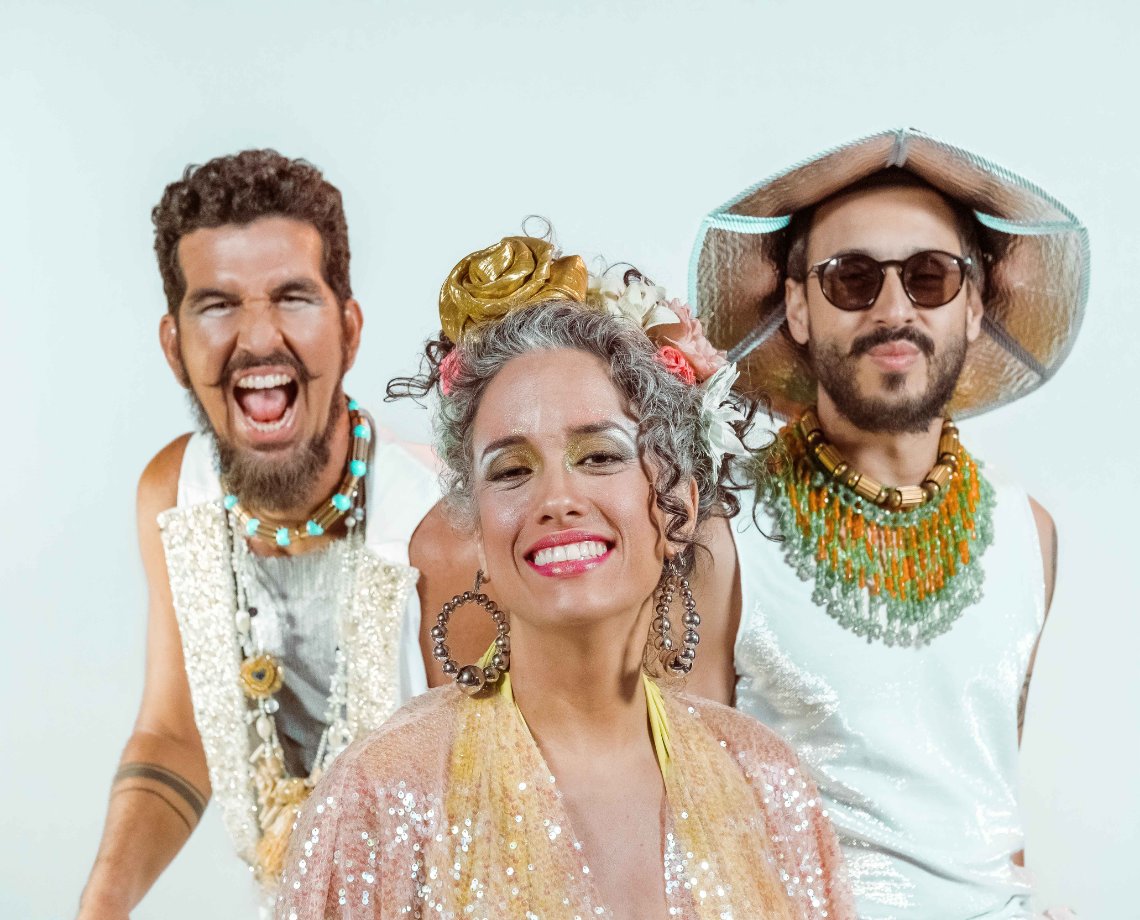 Bailinho de Quinta, Cortejo Afro e Rachel Reis fazem réveillon open bar no Trapiche Barnabé