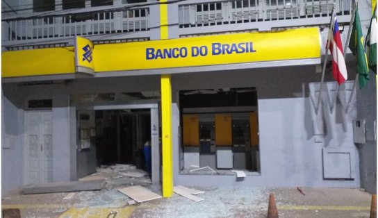 Madrugada de terror: quadrilha explode três agências bancárias em Muritiba, no recôncavo baiano; assista