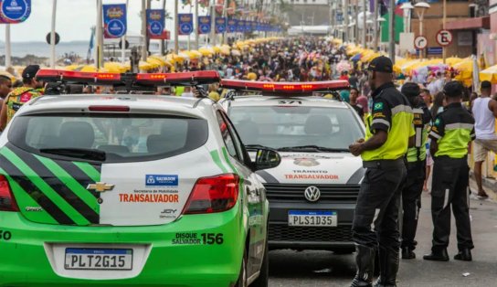 Moradores de regiões próximas aos circuitos do Carnaval têm até o fim de novembro para credenciar veículos