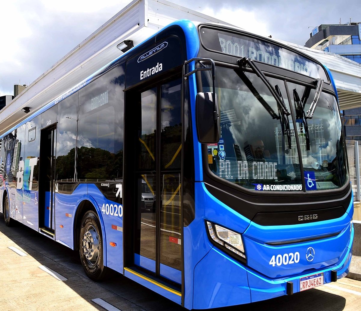 Tarifa começará a ser cobrada no BRT a partir de sexta em Salvador, com integração 