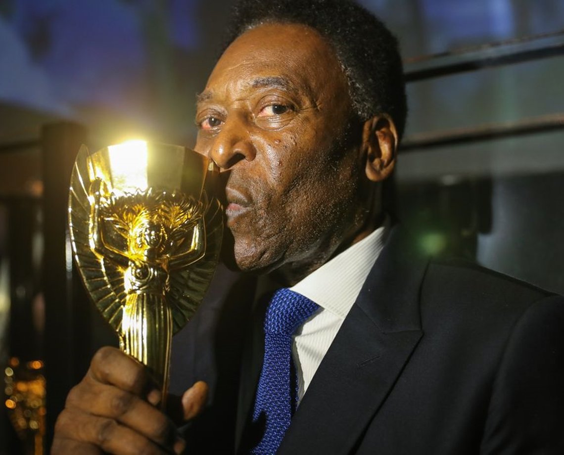 Pelé acredita que o hexa vem este ano, na Copa do Catar