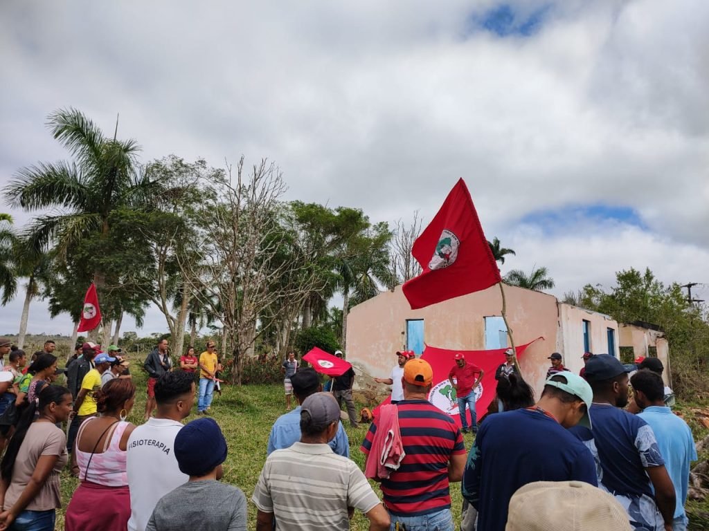 Após eleição de Lula, MST invade duas fazendas na Bahia