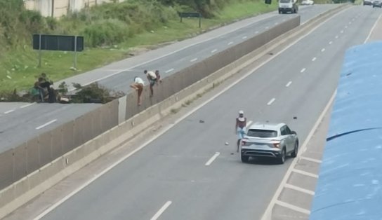 Motoristas relatam bloqueio na CIA-Aeroporto e pedras sendo jogadas nos carros