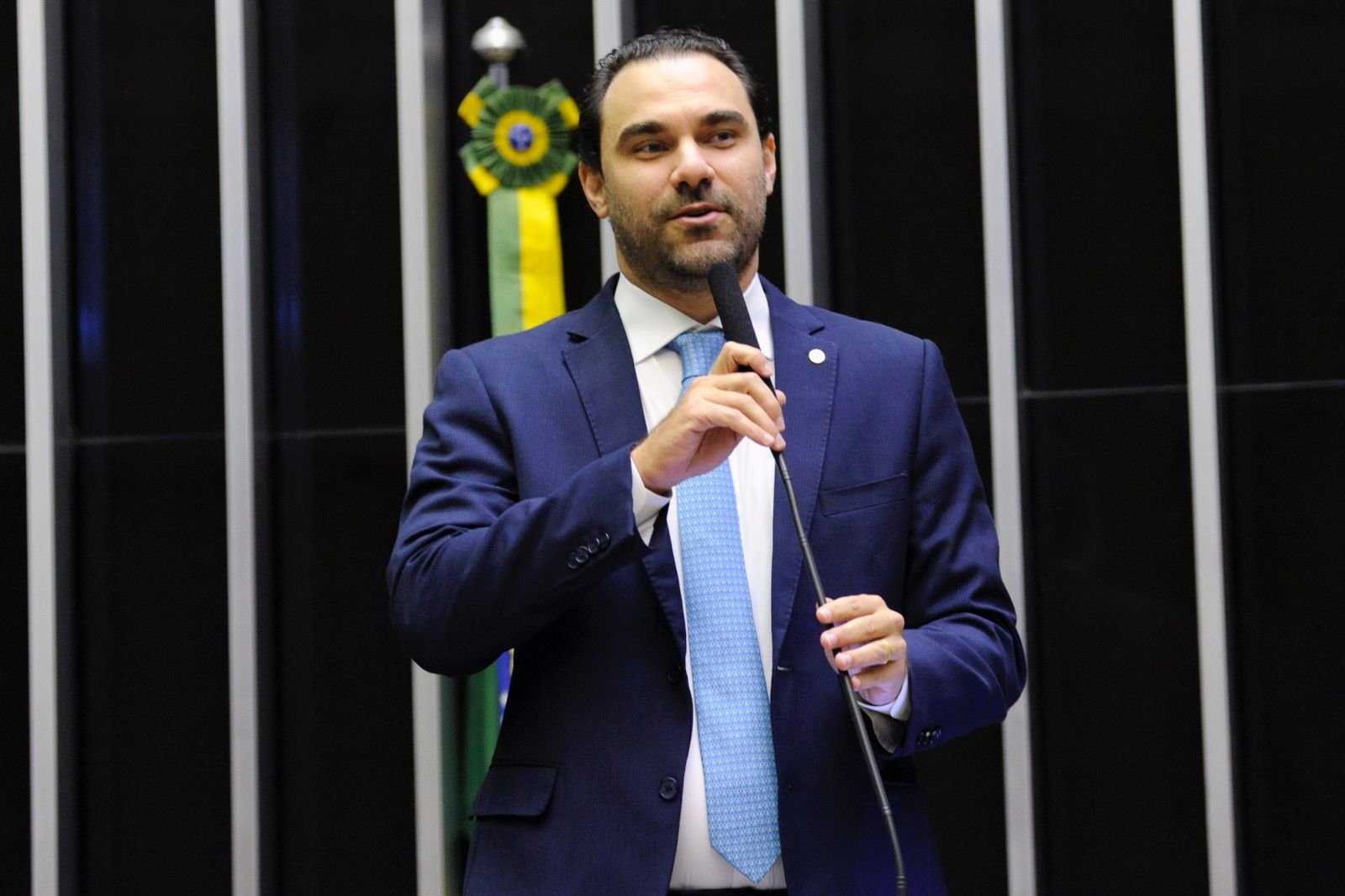 Adolfo Viana termina 2023 com emendas e projetos para as cidades da Bahia