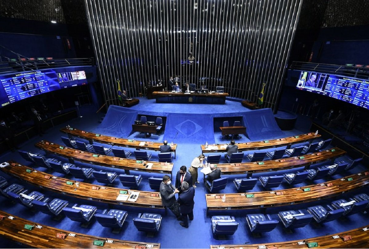 Senado aprova projeto de lei que tipifica apologia à tortura e regime ditatorial no Brasil