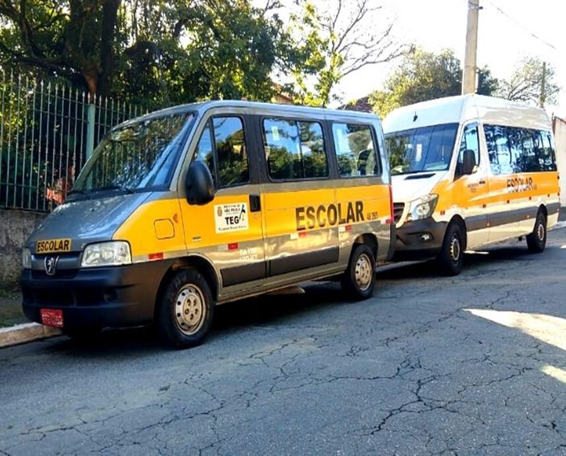 Suspeito de torturar e estuprar criança, motorista de transporte escolar se entrega à polícia