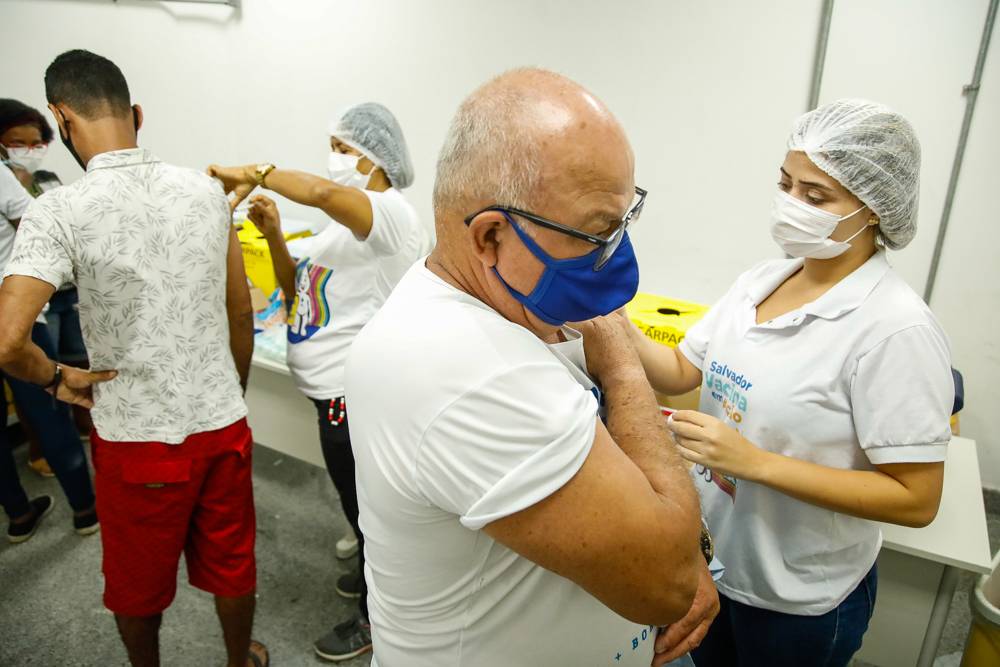 Covid-19: confira os postos de vacinação para esta quarta-feira em Salvador