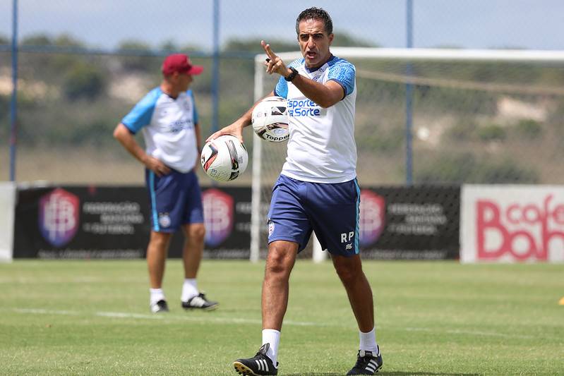 Copa do Nordeste: Bahia encara o Fluminense-PI com chances remotas de classificação