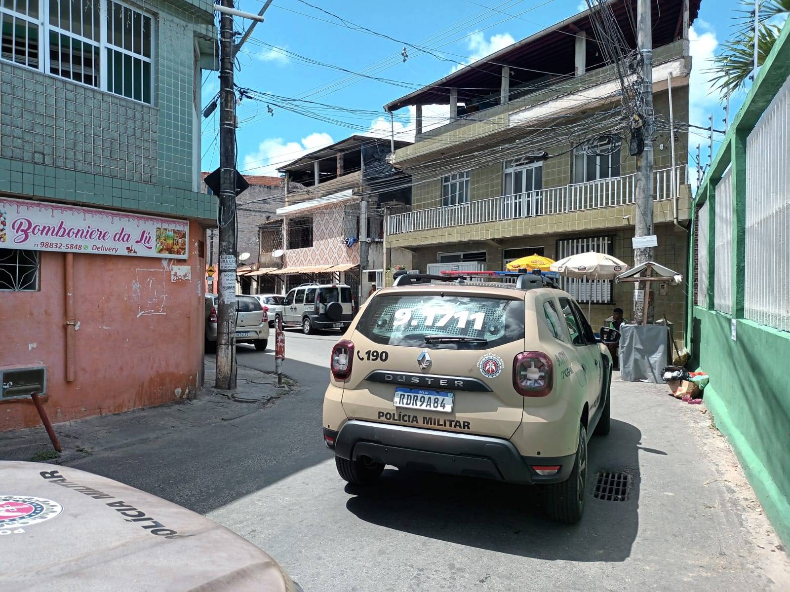 Dez são baleados por traficantes no bairro de Tancredo Neves; três das vítimas são crianças