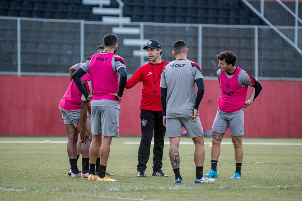 Cumprindo tabela, Vitória recebe Ceará pela Copa do Nordeste