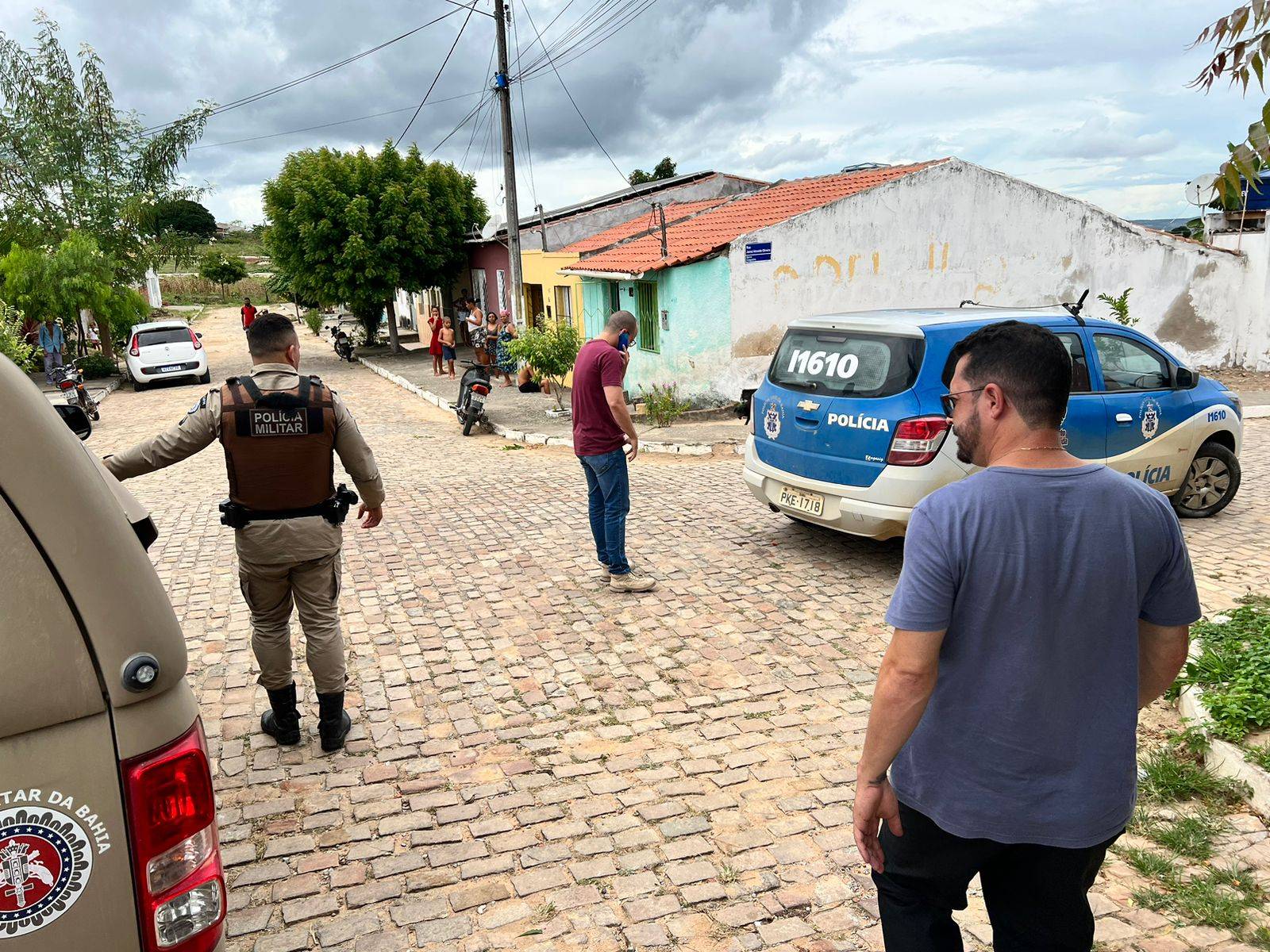 Suspeitos de homicídio e abuso sexual são presos no interior da Bahia